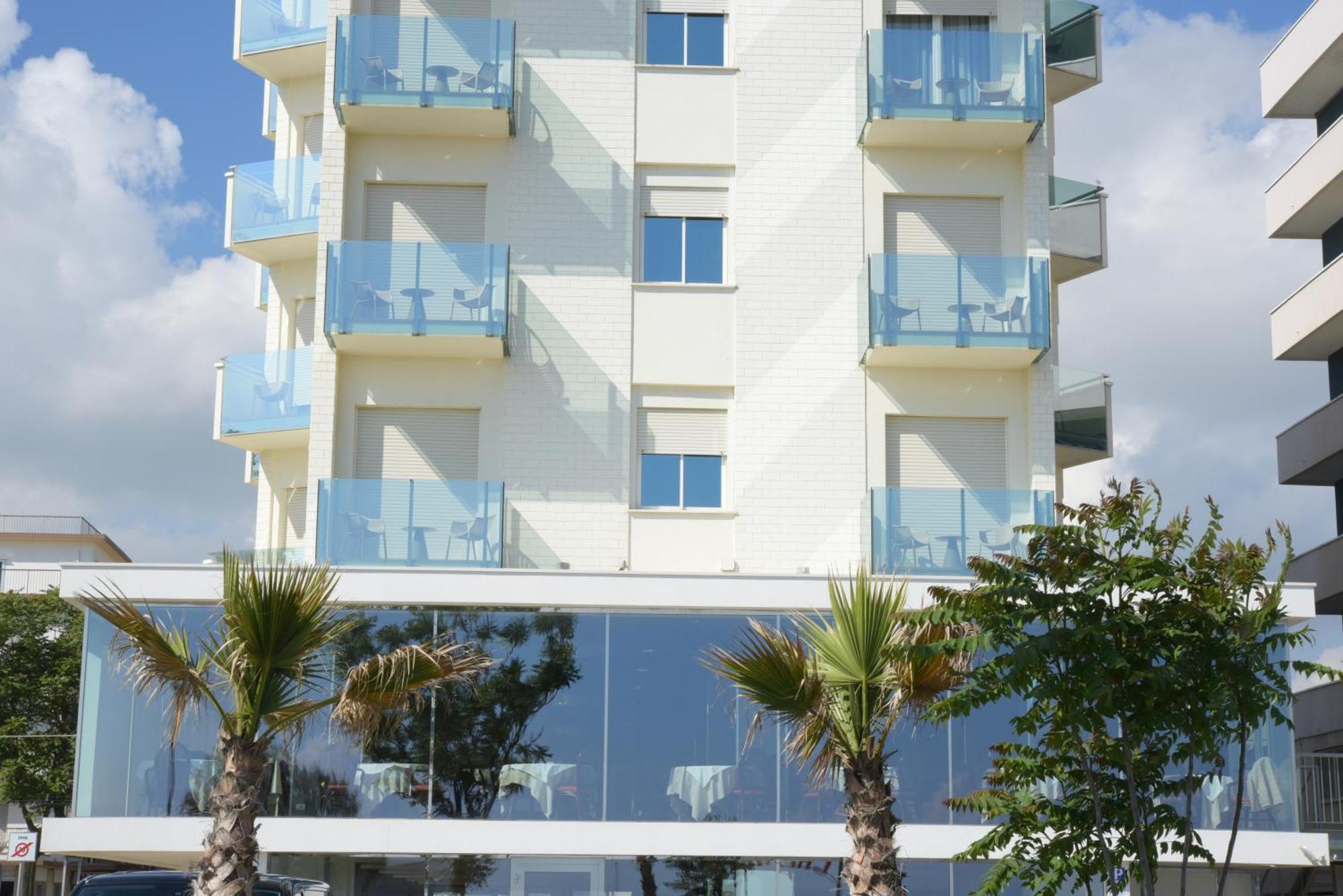 Hotel Regina Fronte Mare Rimini Extérieur photo
