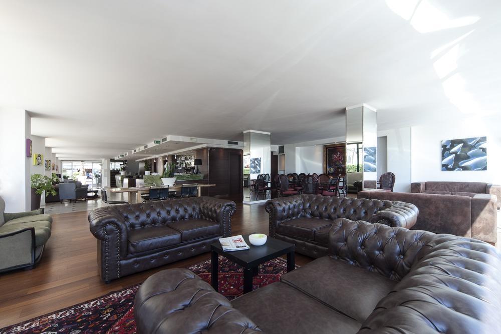 Hotel Regina Fronte Mare Rimini Extérieur photo